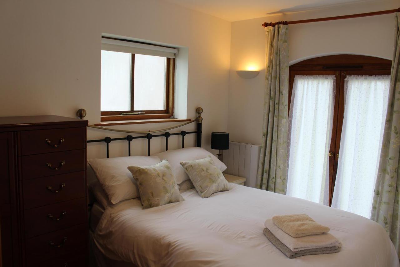 Holly Lodge Country Guest House Blidworth エクステリア 写真